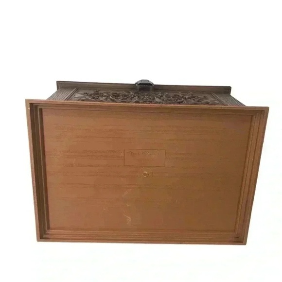 Vintage 1970s Max Klein Sewing Box – Faux Wood Plastic Storage Chest USA Made - Picture 5 of 16